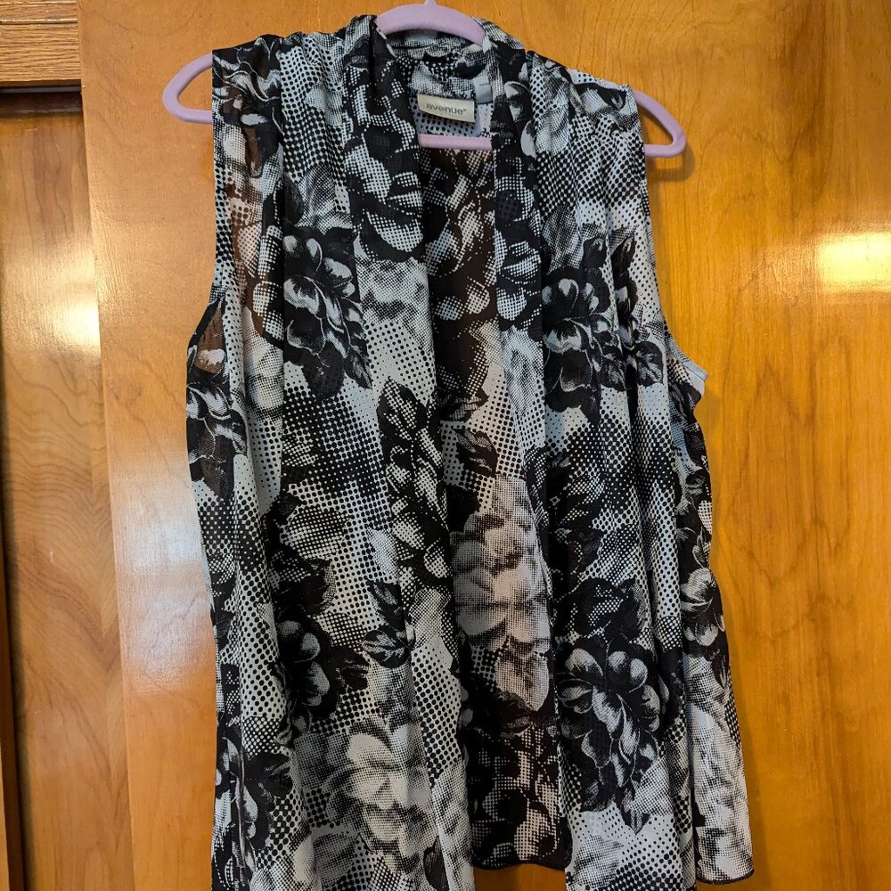 Avenue Ladies Drape Front Vest - Size 14/16